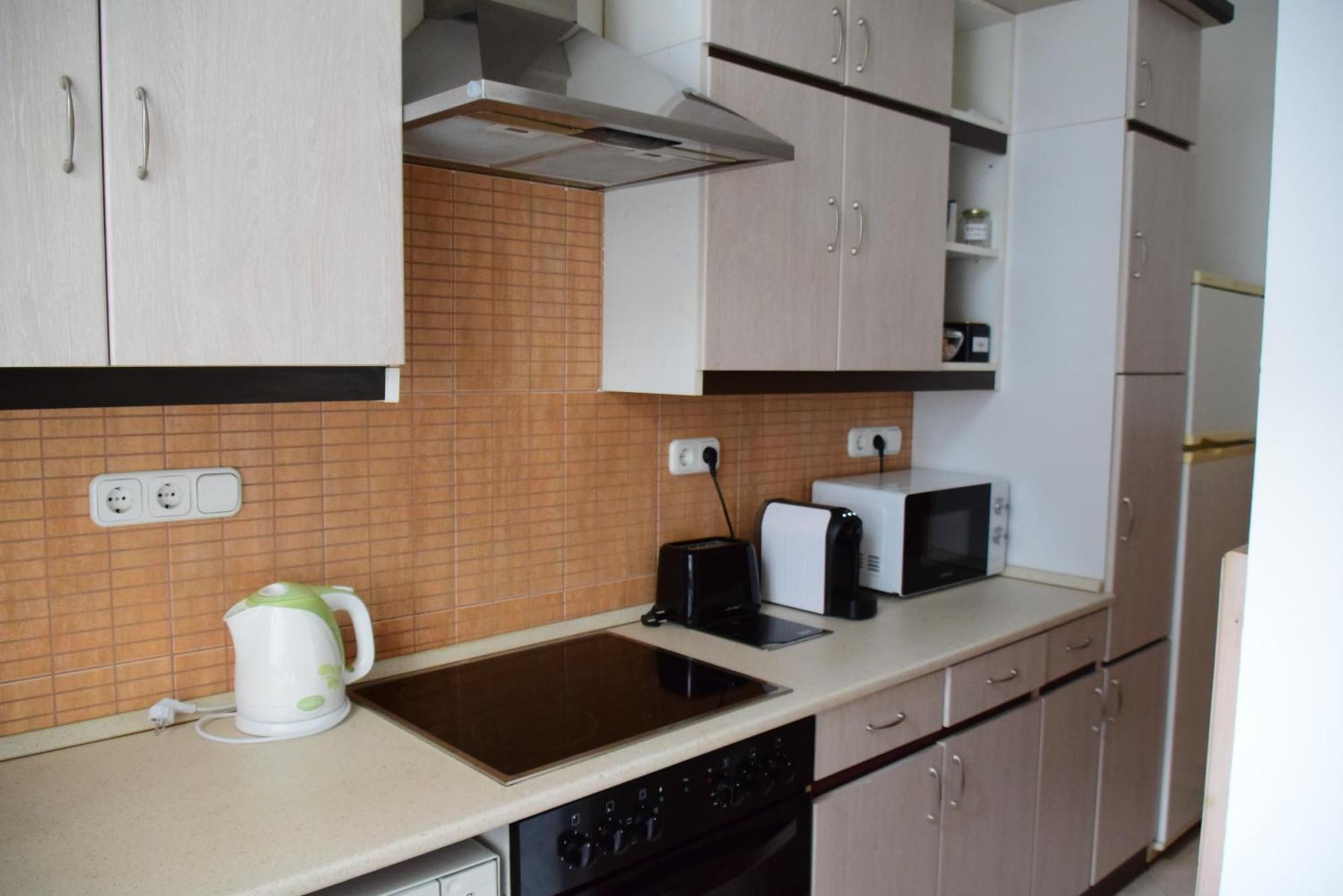 Апартаменты Hi!5 Spacious Palotanegyed